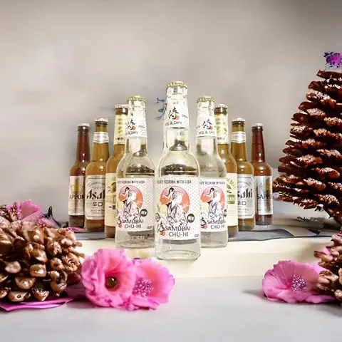 Pack de Bebidas "JAPAN COLLECTION" x 12-3 Botellas Cerveza Sapporo 330ml - 3 Botellas Cerveza Kirin 330ml - 3 Botellas Cerveza Asahi 330ml. - 3 Botellas Samurai Chu Hi 330ml. - El Regalo Ideal. Pack de Bebidas "JAPAN COLLECTION" x 12-3 Botellas Cerveza Sapporo 330ml - 3 Botellas Cerveza Kirin 330ml - 3 Botellas Cerveza Asahi 330ml. - 3 Botellas Samurai Chu Hi 330ml. - El Regalo Ideal.