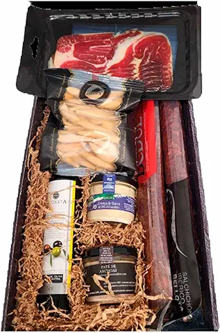 Deliex Delicias de Extremadura. Cesta Gourmet para Regalar con Aceite La Chinta, Jamón, Ibéricos y Patés. Regalos para Cumpleaños o Navidad. Lote Delicatessen. Deliex Delicias de Extremadura. Cesta Gourmet para Regalar con Aceite La Chinta, Jamón, Ibéricos y Patés. Regalos para Cumpleaños o Navidad. Lote Delicatessen.
